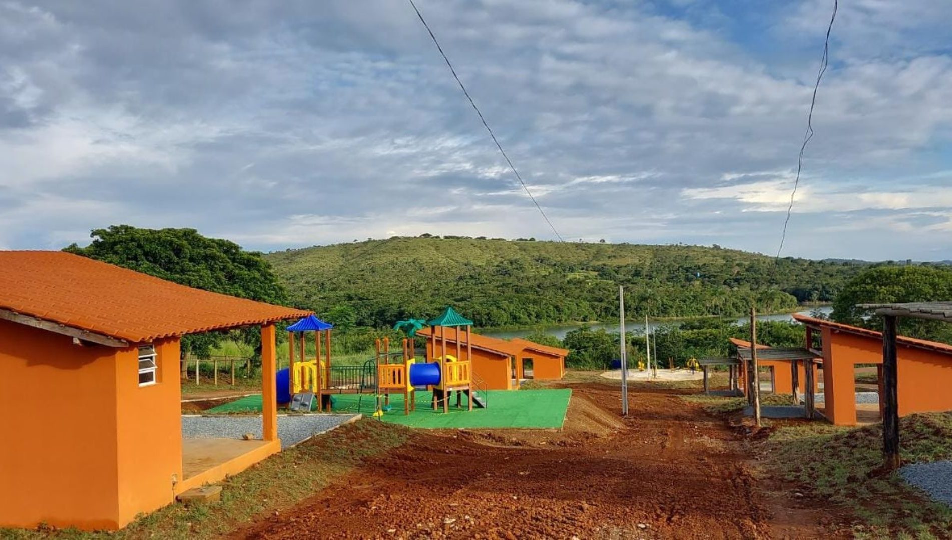 lotes e chacaras a venda no lago corumba (13)