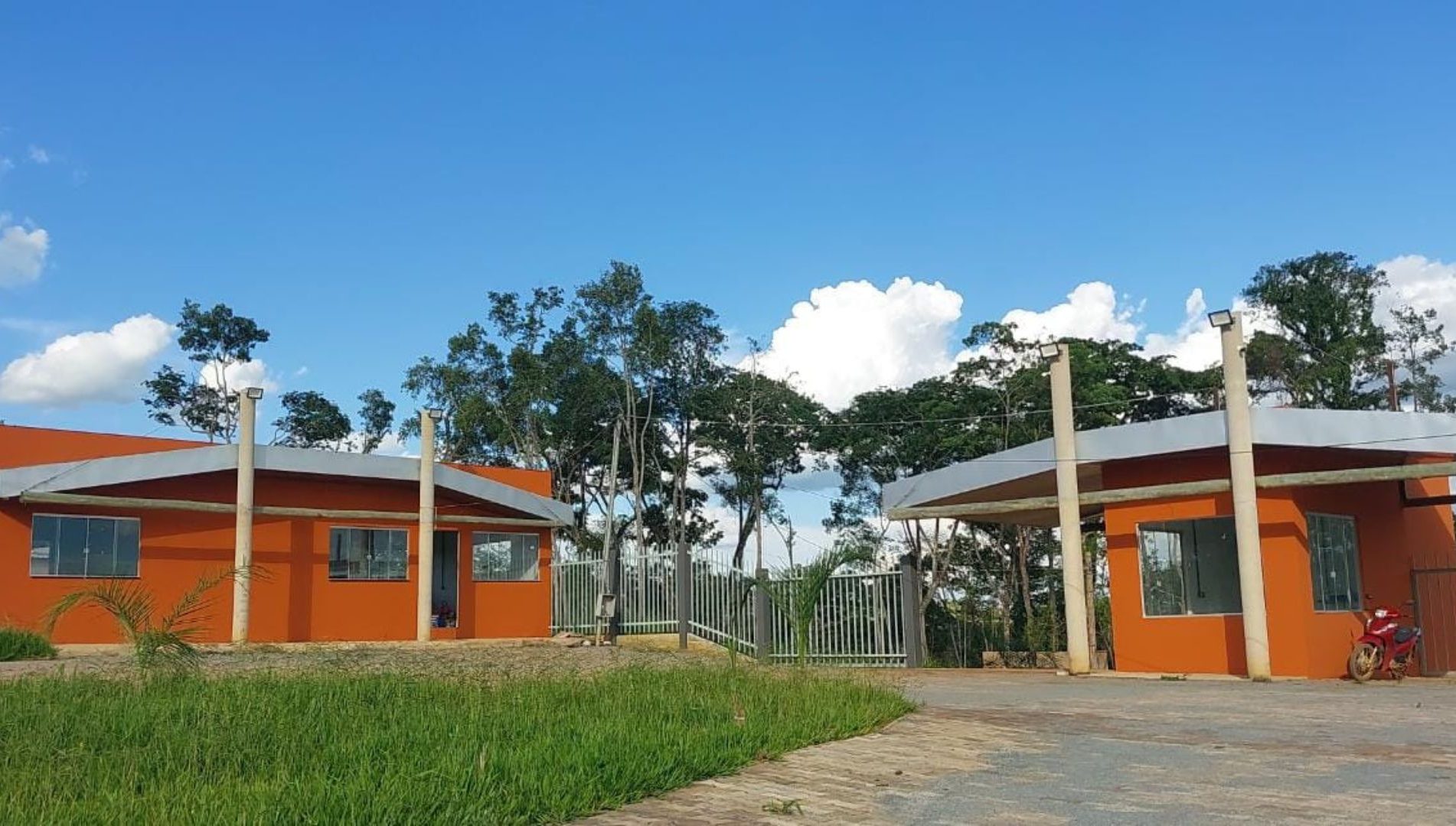 lotes e chacaras a venda no lago corumba (21)
