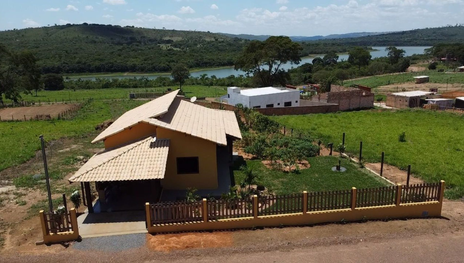 lotes e chacaras a venda no lago corumba (25)